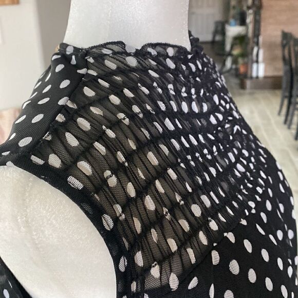 Kim & Cami Sleeveless Black Mock Ruffled Neck White Polka Dots Sheer S - Picture 7 of 12